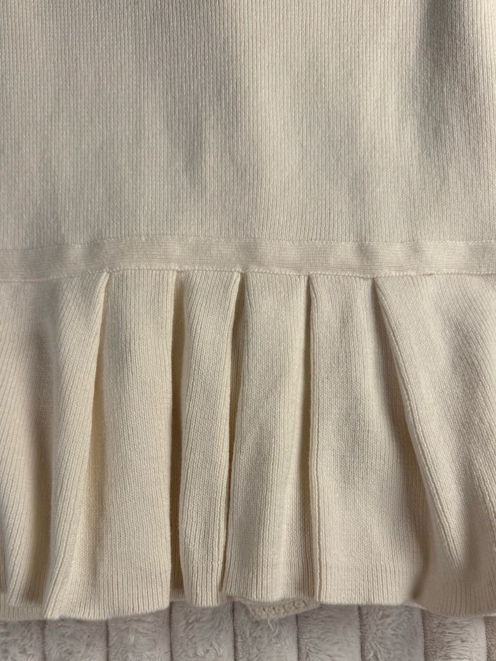 Chaps Classics Off-White Cotton Chunky Knit Button-Up Cardigan with Pleated Back - Picture 10 of 12
